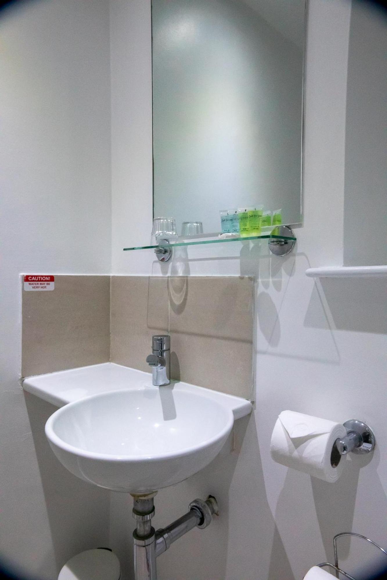The Hare And Hounds Bed & Breakfast Fulbeck Екстериор снимка